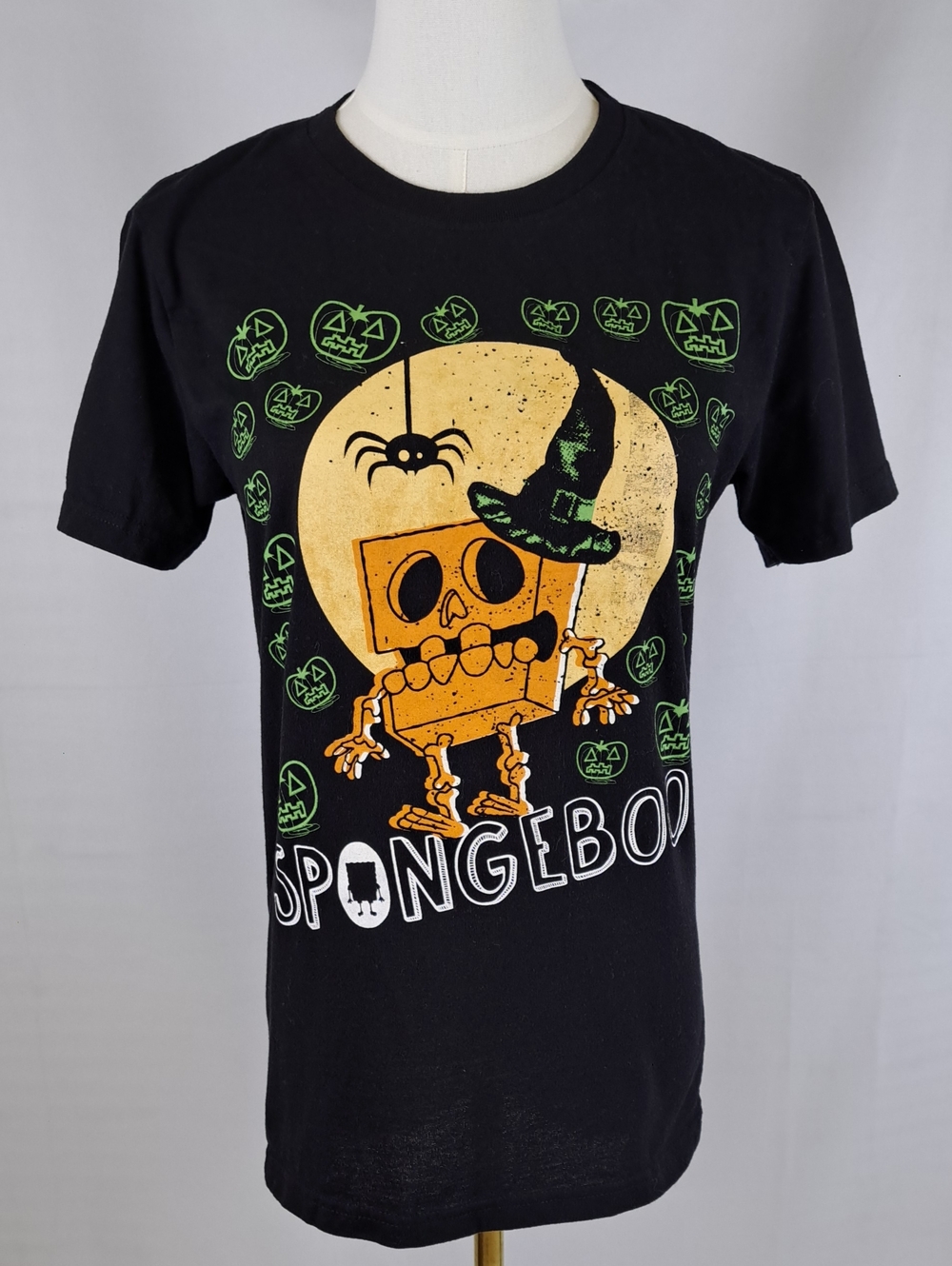 Nickelodeon SpongeBob "SpongeBOO" Women's Halloween Tee Spooky Skeleton Witch S